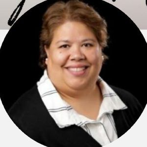 Meet your Posher, Gina